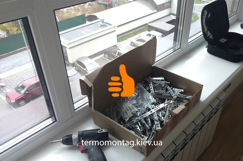 Фото оконных комплектов фурнитуры Maco которые мы будем ставить